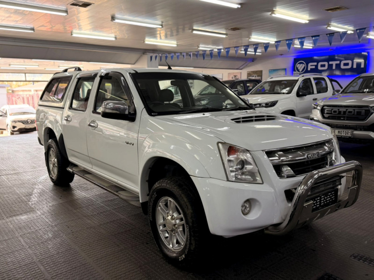 2011 ISUZU KB 300 D-TEQ D/CAB 4X4 LX