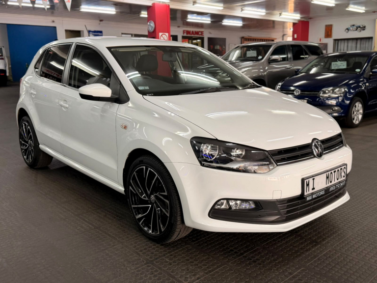 2024 VOLKSWAGEN POLO VIVO HATCH 1.6 COMFORTLINE TIPTRONIC