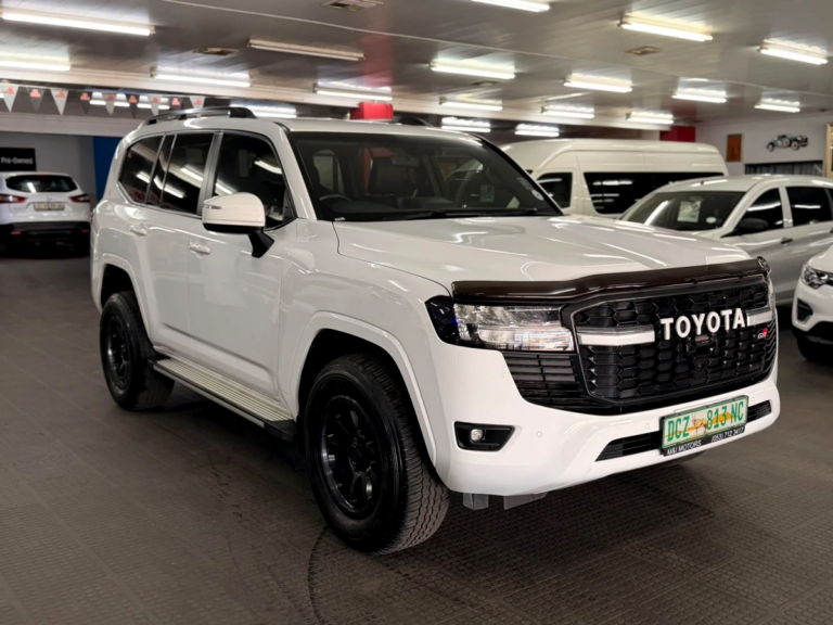 2022 TOYOTA LAND CRUISER 300 3.3D GX-R